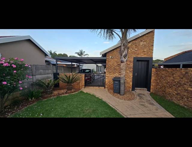 2 BEDROOM HOUSE FOR SALE IN DALVIEW